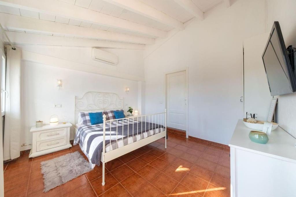 Magnifica Villa Tranquila En El Centro De Mallorca Biniali  Bagian luar foto
